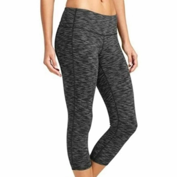 Athleta Pants - Athleta Energy Chaturanga Space Dye‎ Crop Capri Leggings Size S